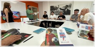 TSYD Samsun ve American Lıfe'tan Spor Muhabirlerine İngilizce Eğitimi
